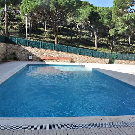 Bonito Con Piscina En Pals!